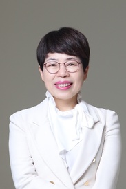 강선희 사무국장